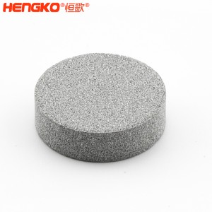 廠家定制不銹鋼燒結(jié)濾片,抗高溫防爆可用于化工油液不銹鋼過濾片