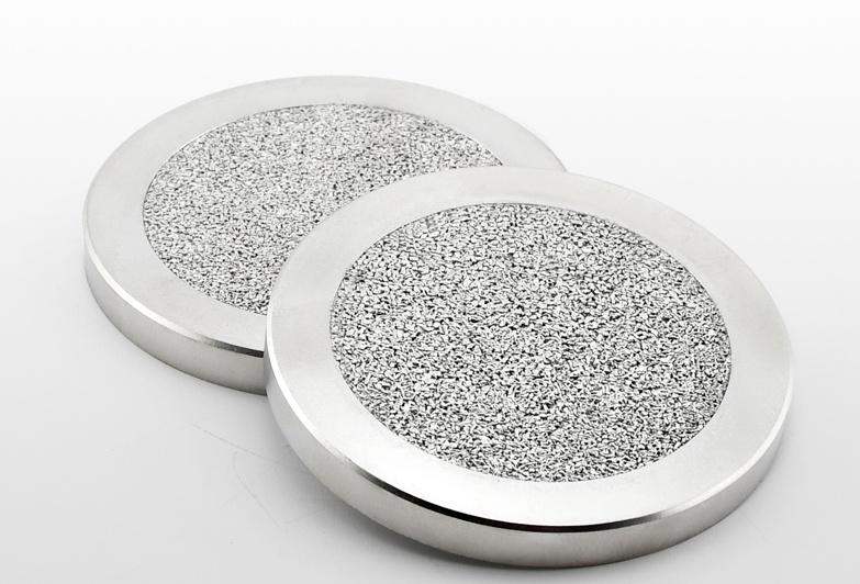 恒歌多孔燒結(jié)金屬過濾片的優(yōu)勢與廣泛應(yīng)用！